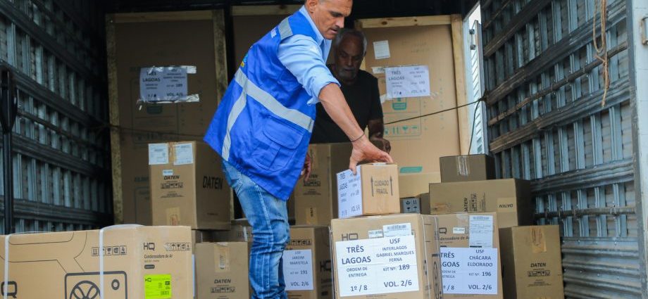 Salas de vacina Três LAGOAS: MAIS MODERNAS para VOCÊ! 1 ENTREGA DE EQUIPAMENTOS VACINA POSTO INTERLAGOS 17 12 9 scaled 1